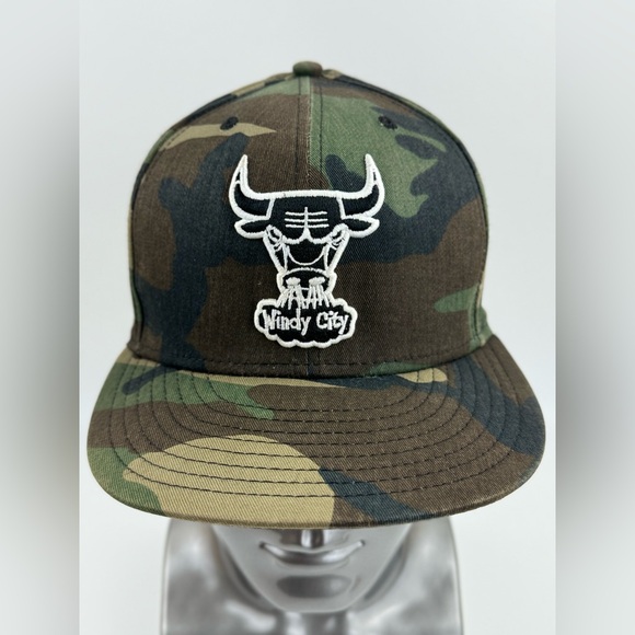 New Era Other - New Era Chicago Bulls Windy City Hardwood Classics NBA Camo Basketball Cap 7 3/8